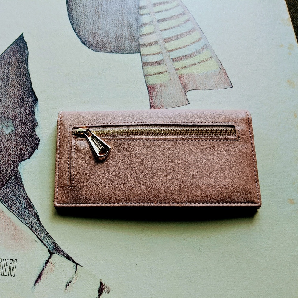 NWOT Aimee Kestenberg Dusty Rose Marietta Wallet